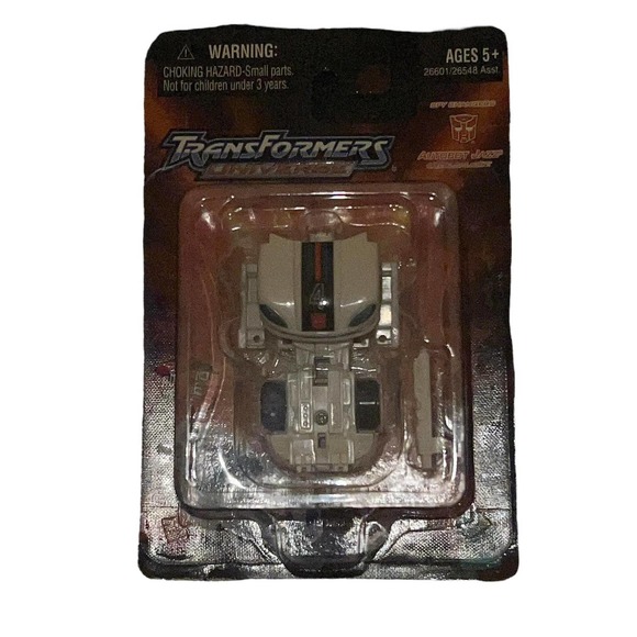 Hasbro Transformers Universe Spy Changers Autobot Jazz Figure New - Picture 1 of 2